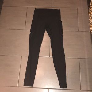 Lulu lemon yoga pants